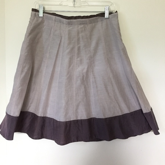 *LAST CHANCE* Round silk grey skirt Banana Republic - Picture 4 of 4